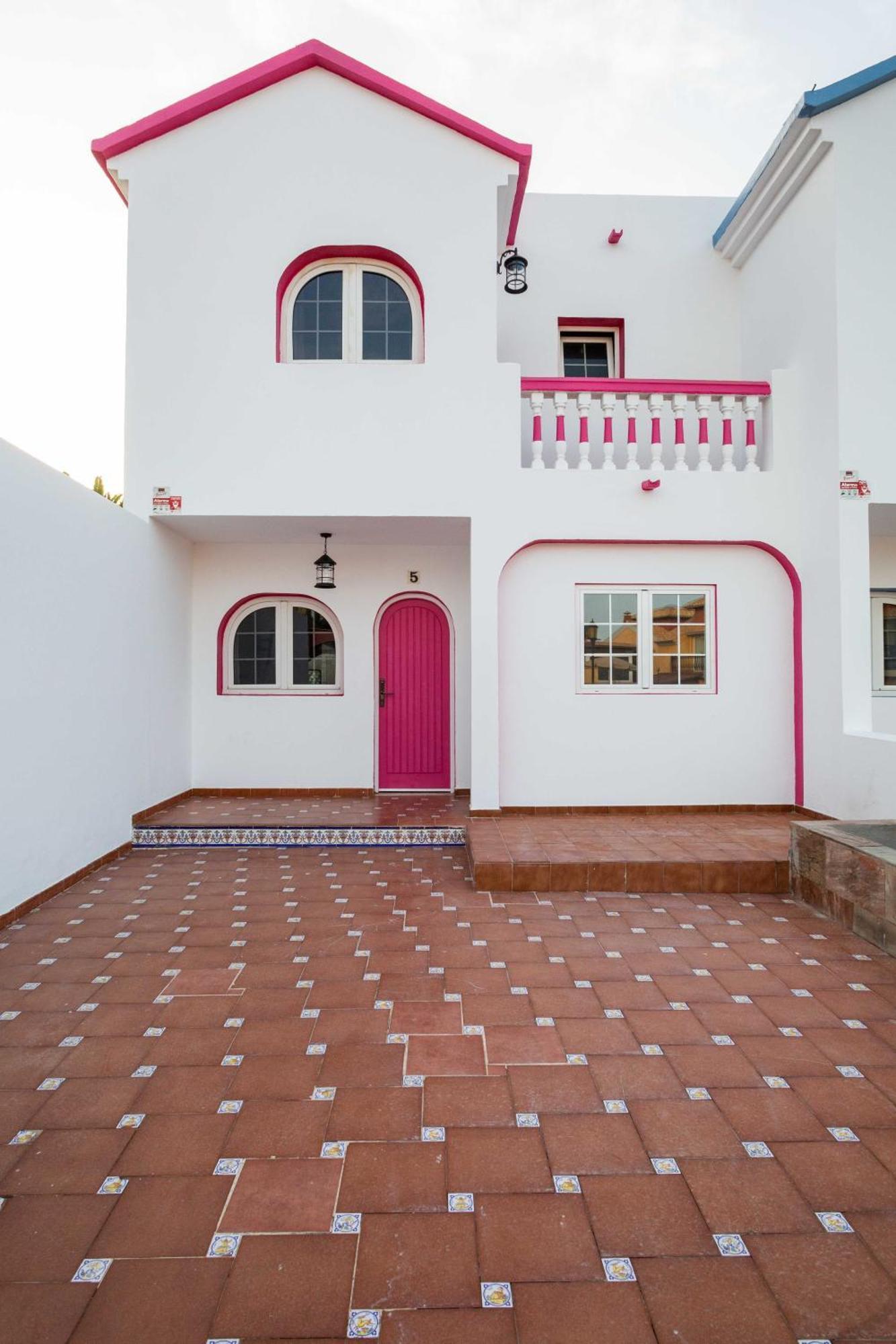 Galera Beach Boutique Art Villas With Private Pools, Free Wifi & Bbq, Corralejo By Amazzzing Travel Exterior photo