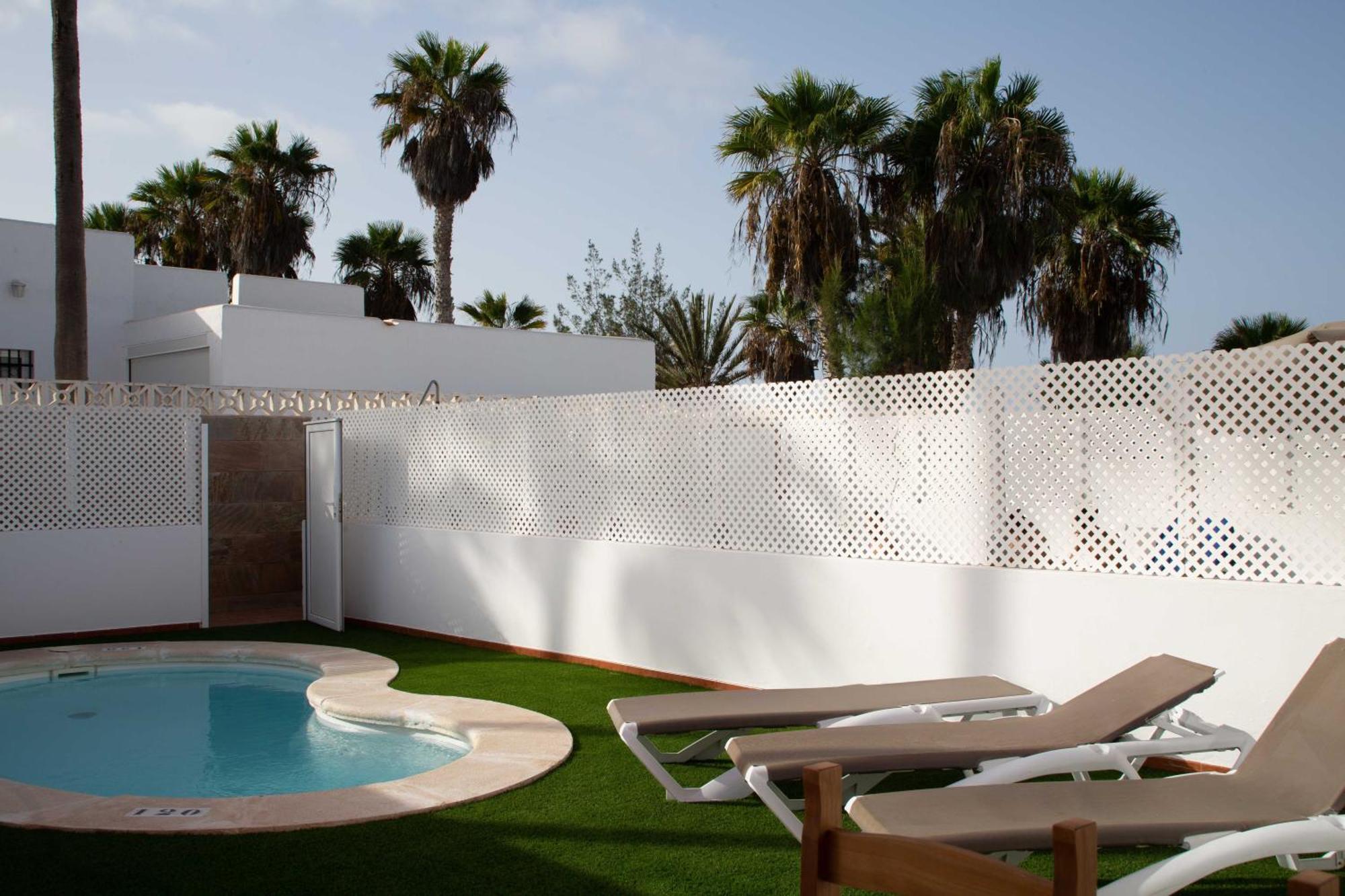 Galera Beach Boutique Art Villas With Private Pools, Free Wifi & Bbq, Corralejo By Amazzzing Travel Exterior photo