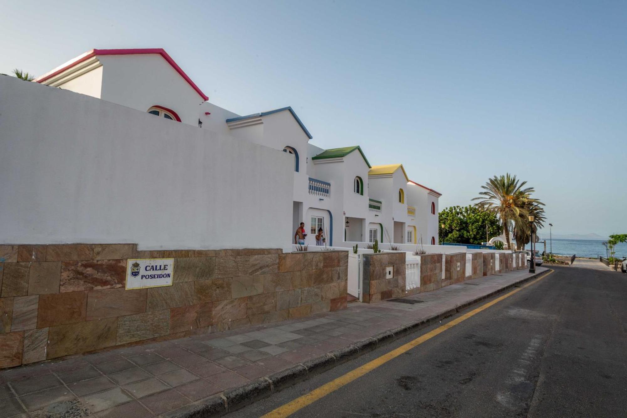 Galera Beach Boutique Art Villas With Private Pools, Free Wifi & Bbq, Corralejo By Amazzzing Travel Room photo